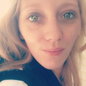 Profile Picture of Audrey (@halea2015) on Pinterest