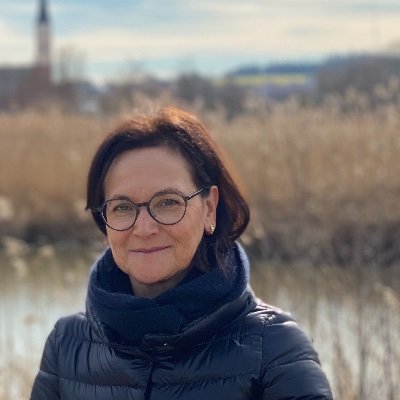 Profile Picture of Julia Giesen-Schleich (@giesen_julia) on Twitter