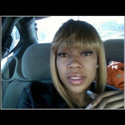 Profile Picture of MZ.ROYISSA (@MRoyissa) on Twitter