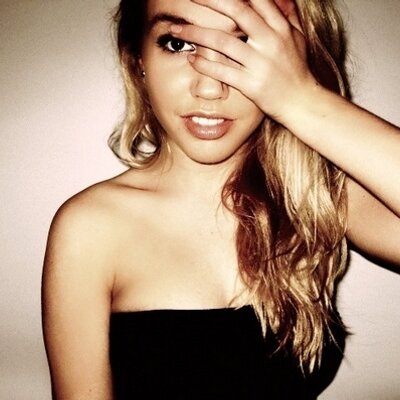 Profile Picture of Kate Vaughn (@RealKateVaughn) on Twitter