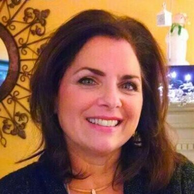Profile Picture of Nell McCormack Abom (@nabom) on Twitter