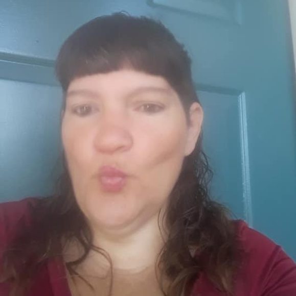 Profile Picture of Tamara Hurd (@shorty4831) on Poshmark
