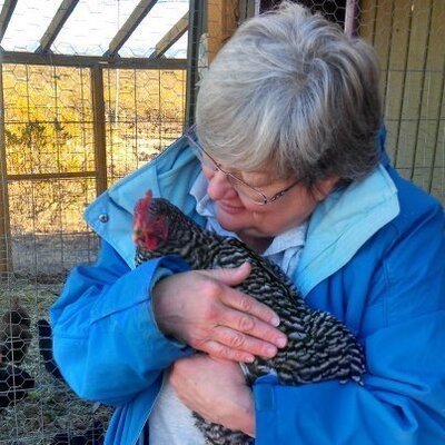 Profile Picture of Brenda Brown (@EmuChicks) on Twitter