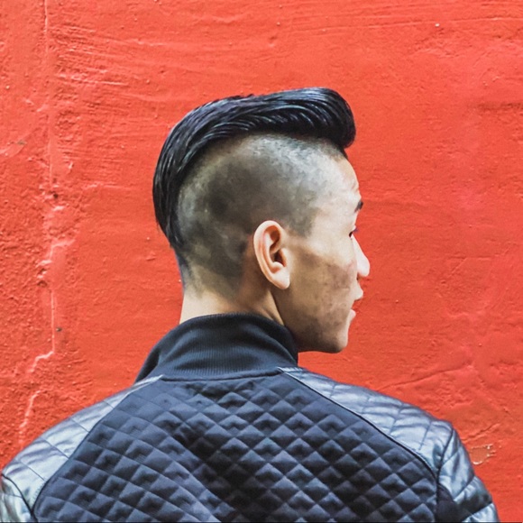 Profile Picture of Nicholas Bergerson (@itsnicholasb) on Poshmark