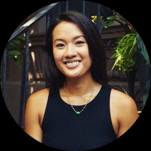 Profile Picture of Crystal Cheng (@xtalyze) on Poshmark