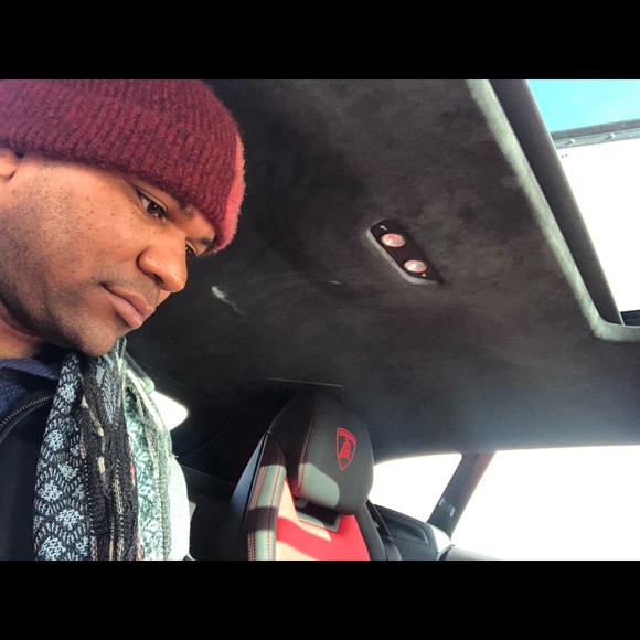 Profile Picture of Kevin Kloset (@kls718) on Poshmark