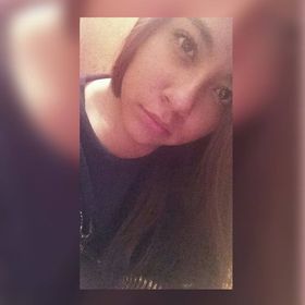 Profile Picture of Emili Kee'r (@emilikeer) on Pinterest