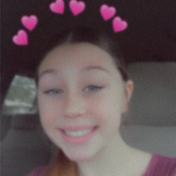 Profile Picture of Maia Poche (@maiabeth15462) on Poshmark