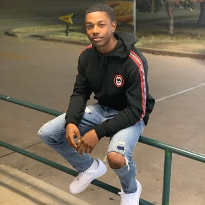 Profile Picture of Aaron Bowie (@Bowie_Bruh) on Twitter