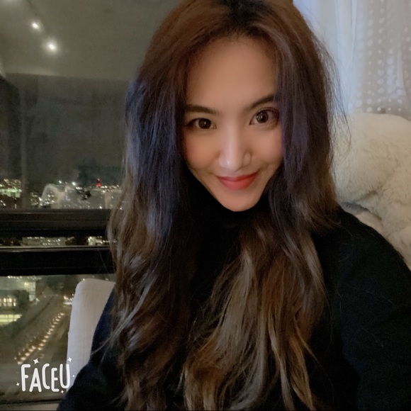 Profile Picture of Kexin Liu (@kexinliu) on Poshmark