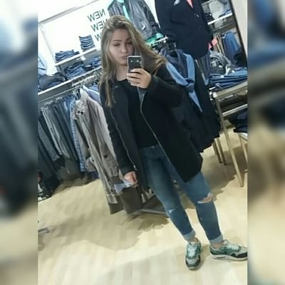 Profile Picture of Anne (@@AnneEble) on Twitter