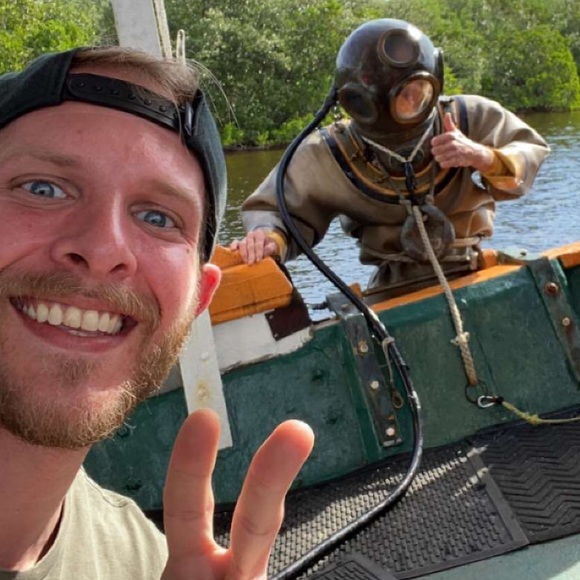 Profile Picture of Kyle Brownell (@realdoti) on Poshmark