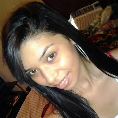 Profile Picture of Lucy (@LucyMesa12) on Twitter