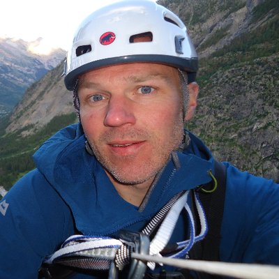 Profile Picture of David Danson (@mckdanson) on Twitter