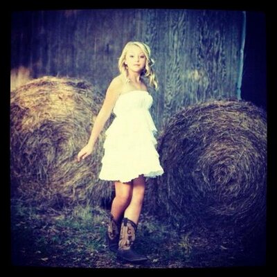 Profile Picture of AVVVE (@mackey_avery) on Twitter