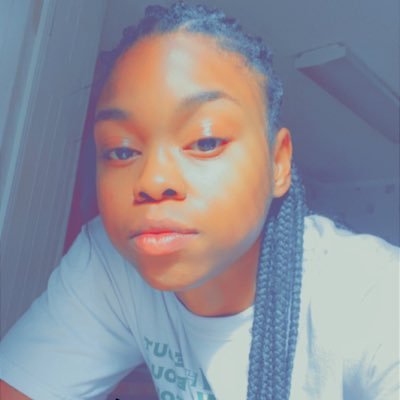 Profile Picture of Keri Wilson (@hoop_loops) on Twitter