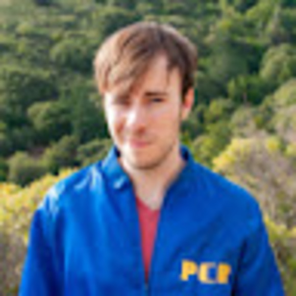 Profile Picture of Matthew Schmitz (@matthewschmi434) on Poshmark