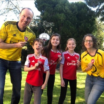 Profile Picture of Robert Keane (@RobertKeane29) on Twitter