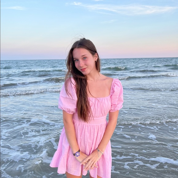 Profile Picture of Piper Panek (@panekballet) on Poshmark