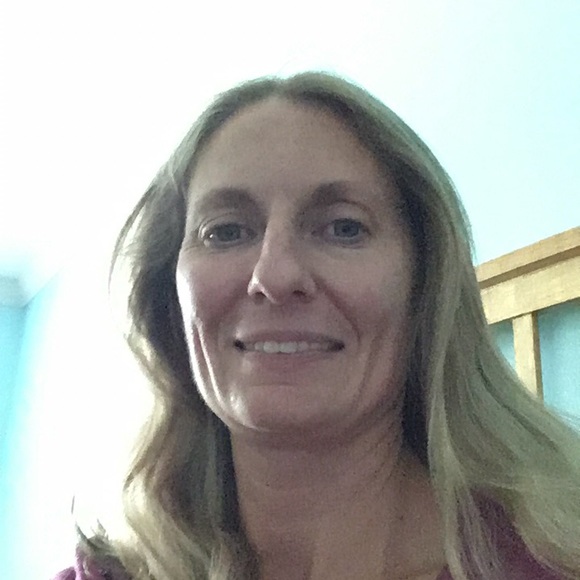 Profile Picture of Megan Boniface (@mhboniface) on Poshmark