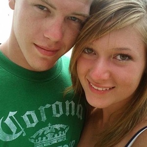 Profile Picture of Katelyn Farr (@3wordzhahaha) on Myspace