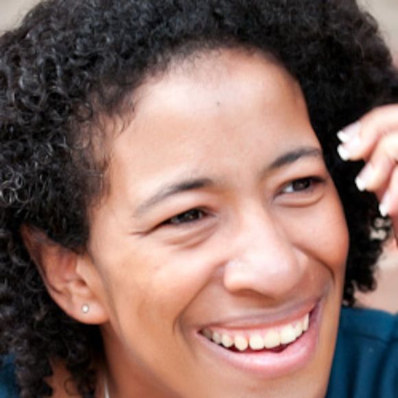 Profile Picture of Elizabeth Coopersmith (@ecoopersmith) on Poshmark