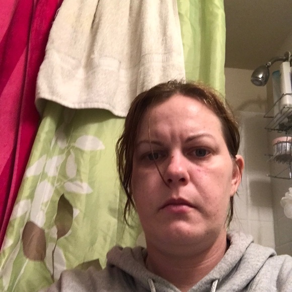 Profile Picture of Samantha Chasmar (@schasmar) on Poshmark