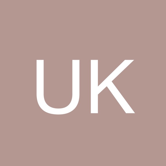 Profile Picture of Uk Kauf (@uk1818) on Poshmark