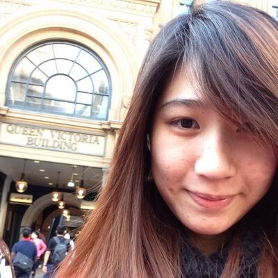 Profile Picture of Zoey Tan (@zoeweeetan) on Twitter