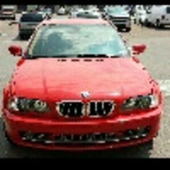 Profile Picture of Michelle Fulp (@tanbymichelle) on Poshmark