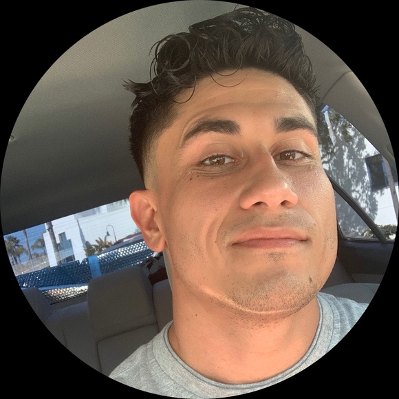 Profile Picture of Edward Perez (@eddie_782) on Poshmark