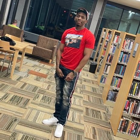 Profile Picture of bertonbooker (@bertonbooker) on Tiktok