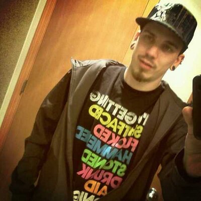 Profile Picture of Bryan Andreasen (@runthrewking) on Twitter