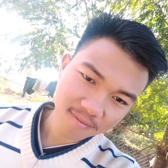 Profile Picture of foung (@beerchnel) on Tiktok