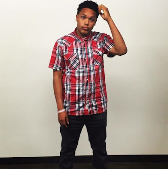 Profile Picture of Jerome Snowden (@lil_jerome99) on Poshmark