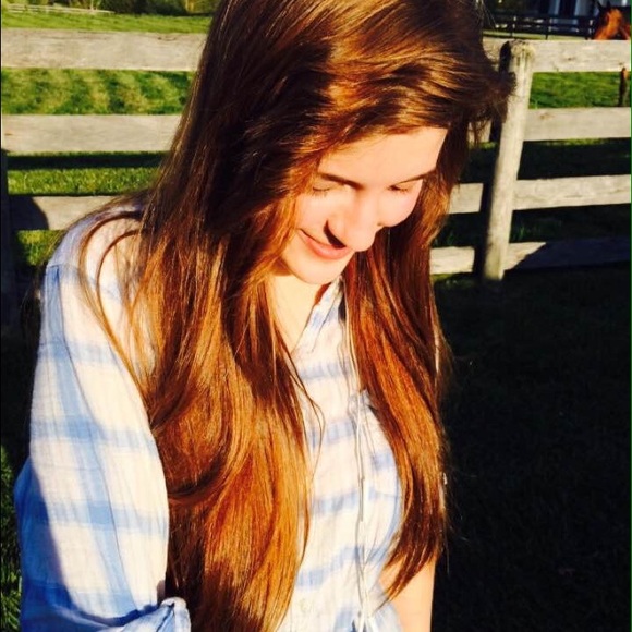 Profile Picture of Grace Markley (@graciemarklie) on Poshmark