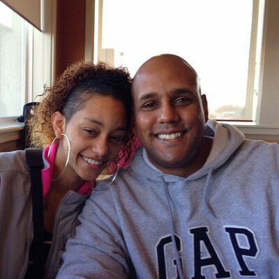 Profile Picture of Derrick Huff (@derrick_huff) on Twitter