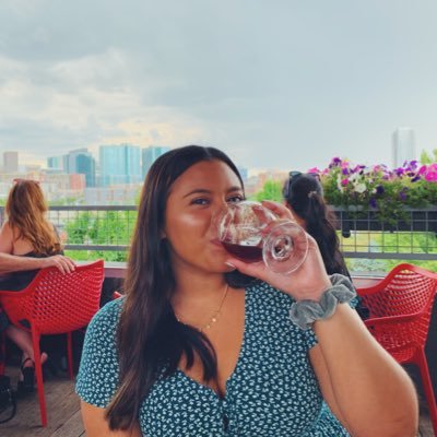 Profile Picture of Reyna Gonzalez (@ReynaGonzalez18) on Twitter