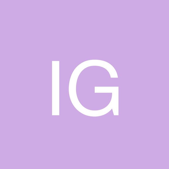 Profile Picture of Inbar Grinberg (@inbar28) on Poshmark