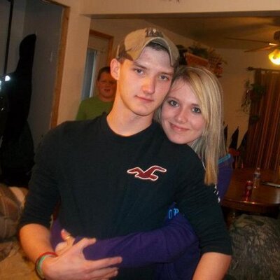 Profile Picture of Jennifer Jones (@Daugherty2014) on Twitter