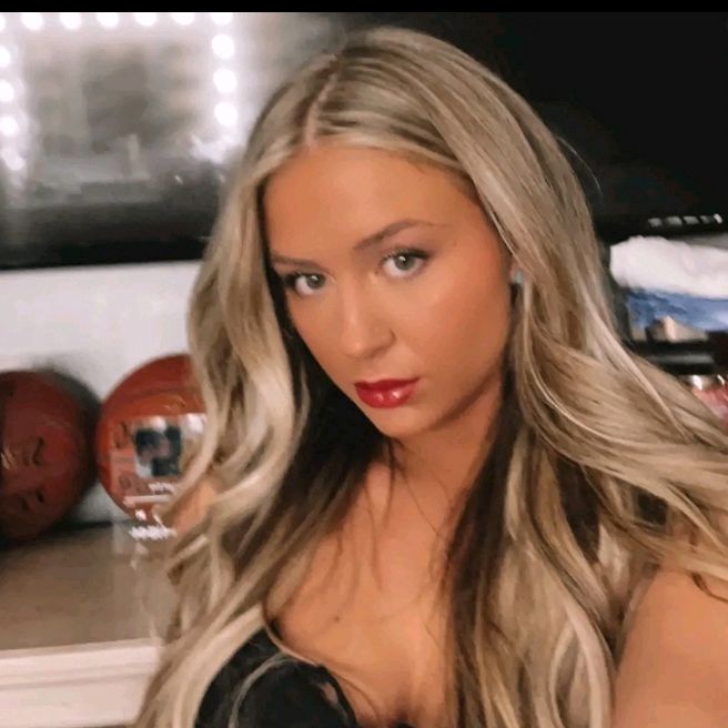 Profile Picture of Danielle Praters (@danielle__lashea21) on Tiktok