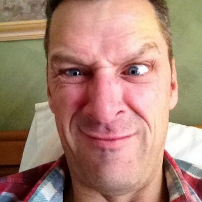 Profile Picture of Dan Colgan (@schrood) on Twitter