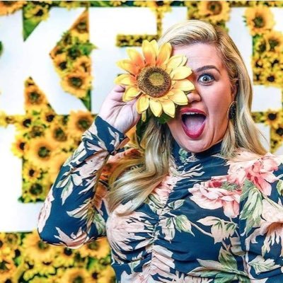 Profile Picture of Brandi (@xmyfavsx) on Twitter