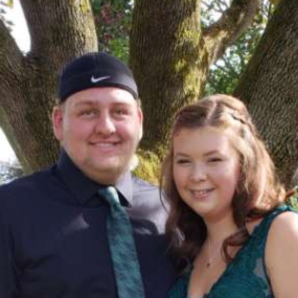 Profile Picture of Baylee Cucco (@bcucco135) on Poshmark