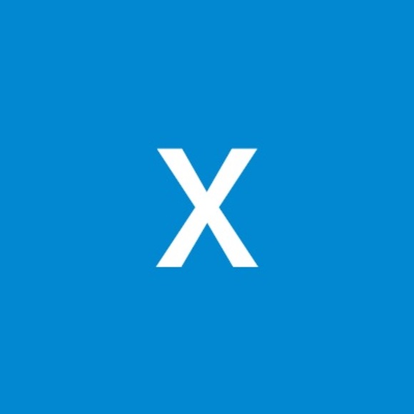 Profile Picture of Xochilt Alcalá (@xochiltalcal267) on Poshmark