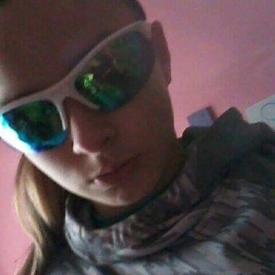 Profile Picture of Andrew VanMeter (@DevilishWine77) on Twitter