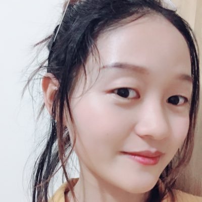 Profile Picture of Vicky Zeng (@VickyZeng13) on Twitter