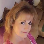 Profile Picture of Melanie Dickson (@nana_melmann) on Instagram