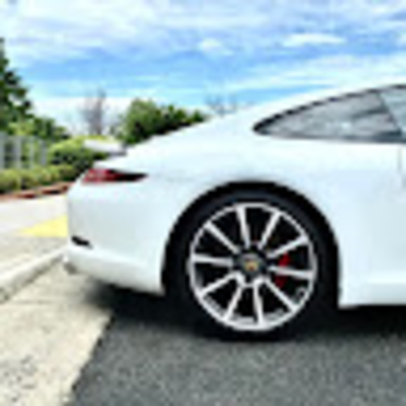 Profile Picture of Brandon Surber (@bssurber) on Poshmark