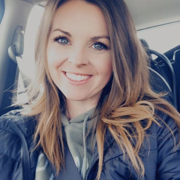 Profile Picture of Breann Mihaila (@angeleyes_0914) on Poshmark